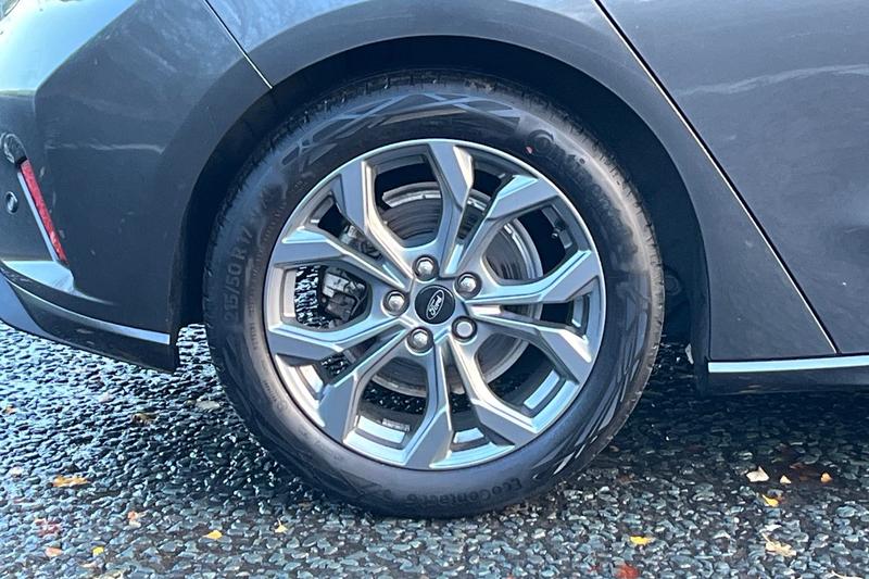 Used Ford Focus 2023 for sale - 76862513: Photo 8