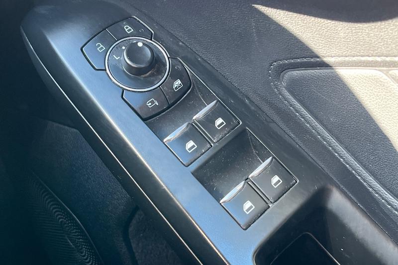 Used Ford Focus 2023 for sale - 78109383: Photo 16