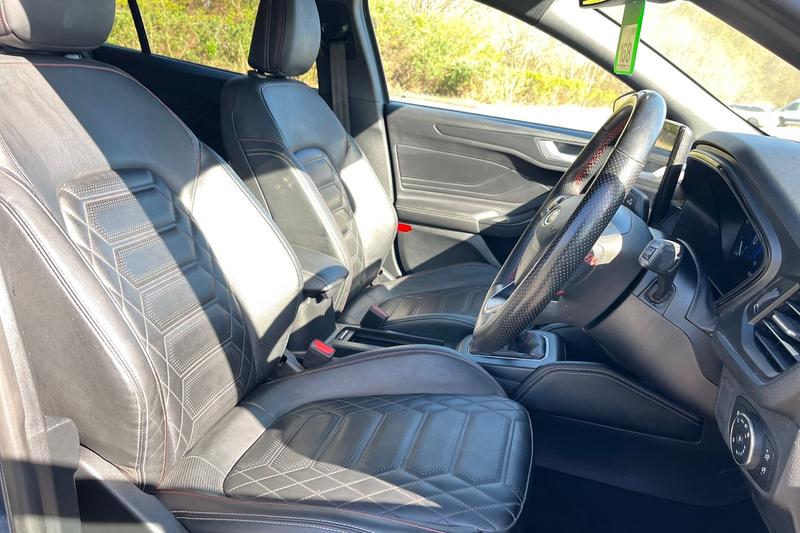 Used Ford Focus 2023 for sale - 78109383: Photo 17