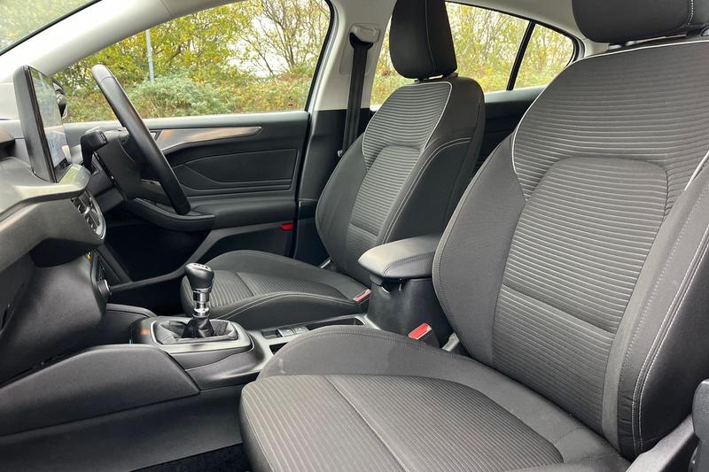 Used Ford Focus 2023 for sale - 76452900: Photo 19