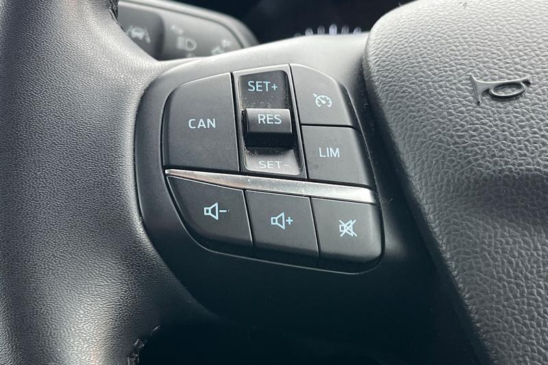 Used Ford Focus 2023 for sale - 76452900: Photo 32