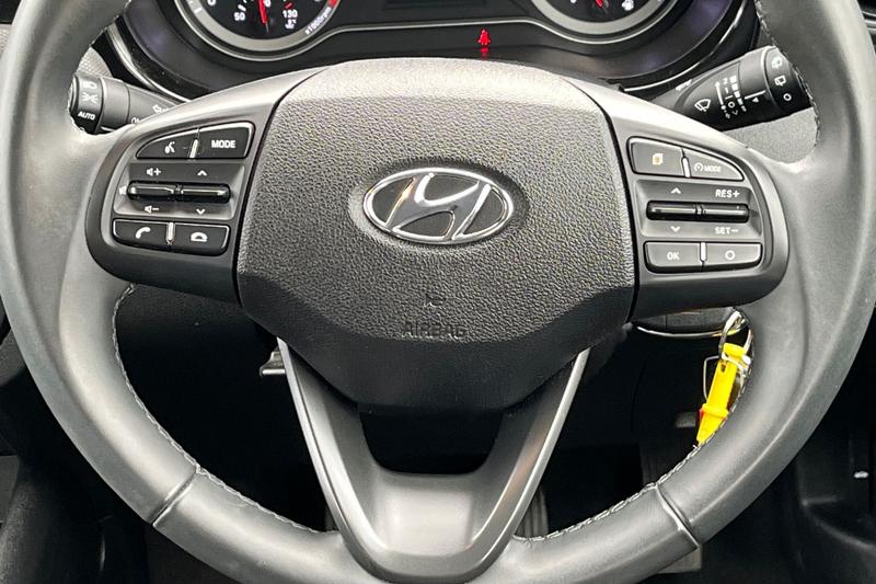 Used Hyundai i10 2020 for sale - 77819627: Photo 12