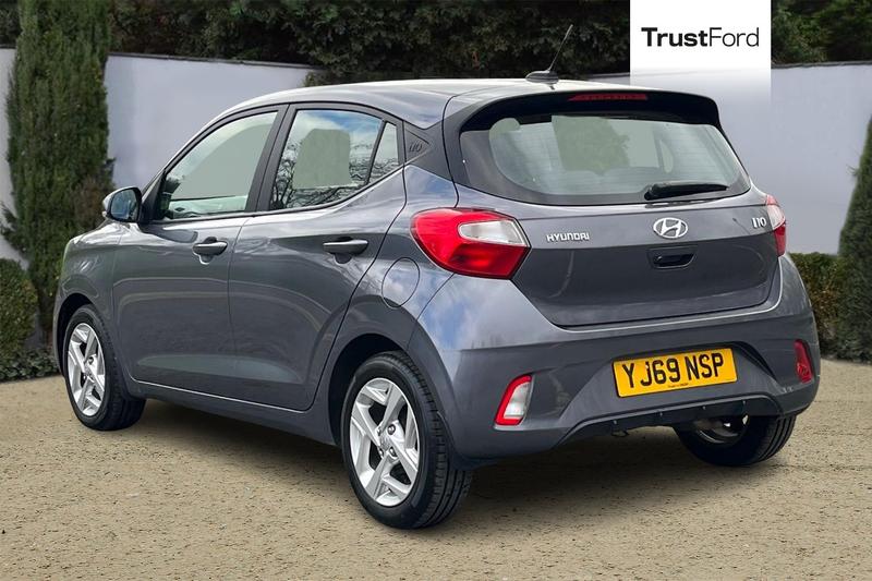 Used Hyundai i10 2020 for sale - 77819627: Photo 2