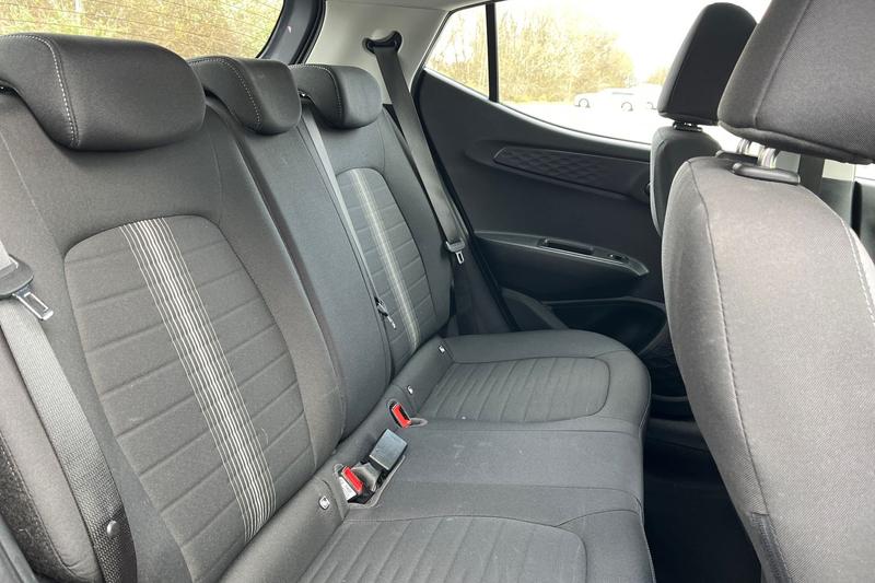 Used Hyundai i10 2020 for sale - 77819627: Photo 35