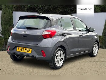 Used Hyundai i10 2020 for sale - 77819627: Photo