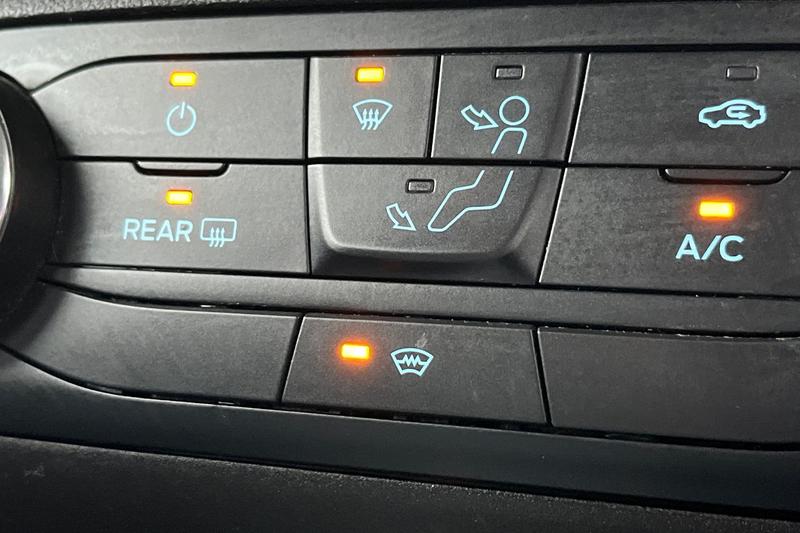 Used Ford Fiesta 2018 for sale - 77367582: Photo 28