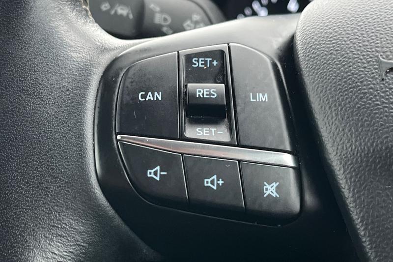 Used Ford Fiesta 2018 for sale - 77367582: Photo 32