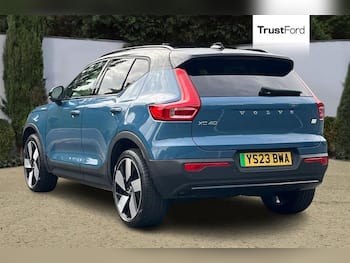 Used Volvo XC40 2023 for sale - 79802804: Photo