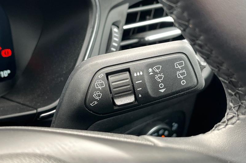 Used Ford Focus 2025 for sale - 78015388: Photo 15