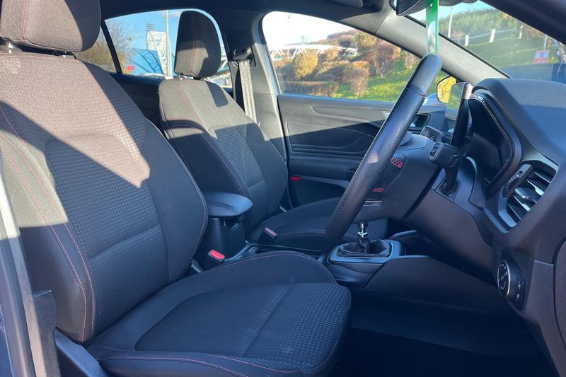 Used Ford Focus 2023 for sale - 76797161: Photo 17