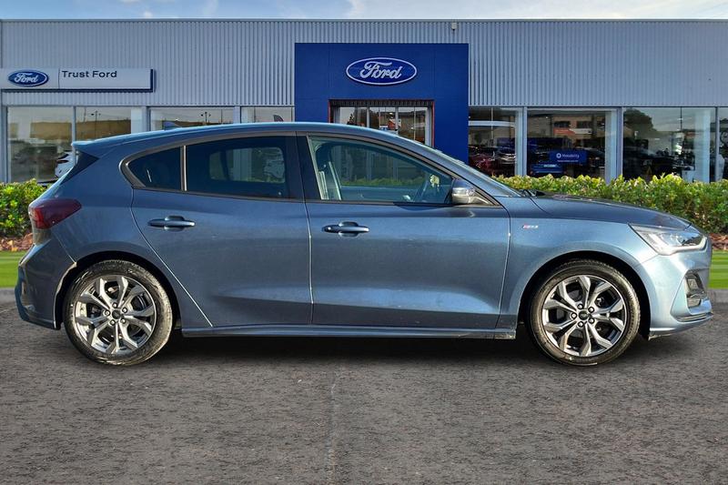 Used Ford Focus 2023 for sale - 76797161: Photo 3