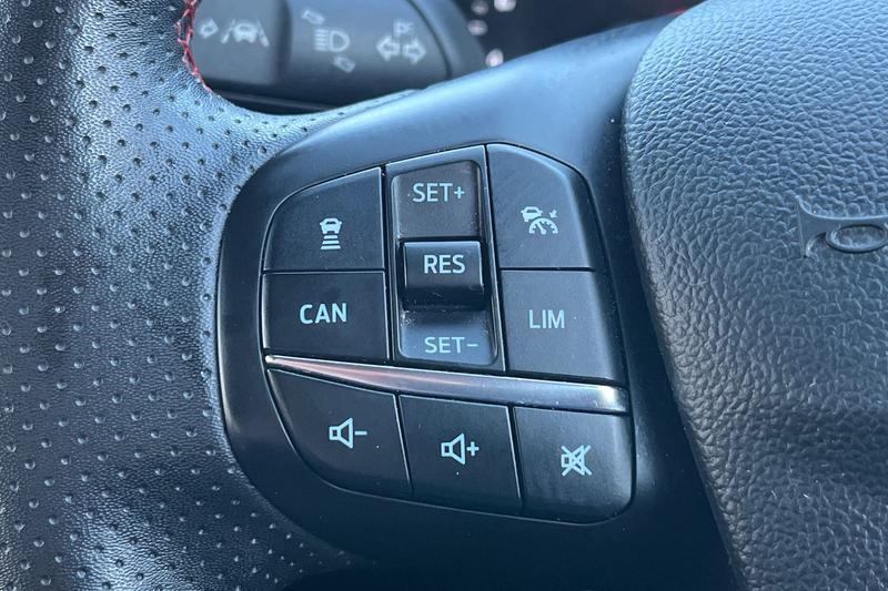 Used Ford Focus 2023 for sale - 76797161: Photo 32