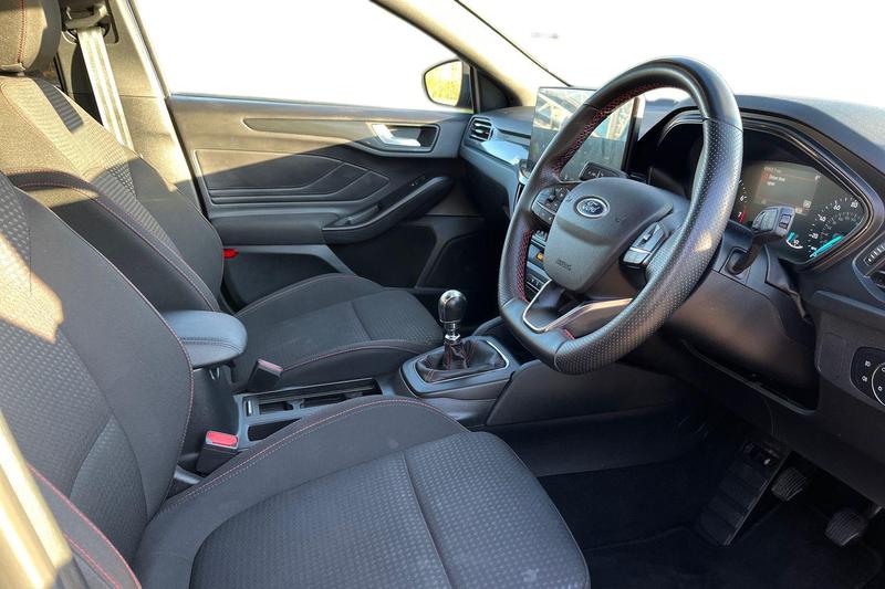 Used Ford Focus 2023 for sale - 76797161: Photo 9