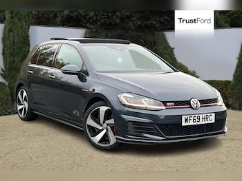 Volkswagen - Golf