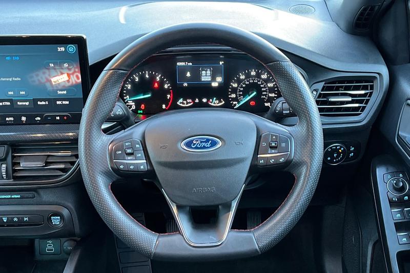 Used Ford Focus 2023 for sale - 76904504: Photo 12