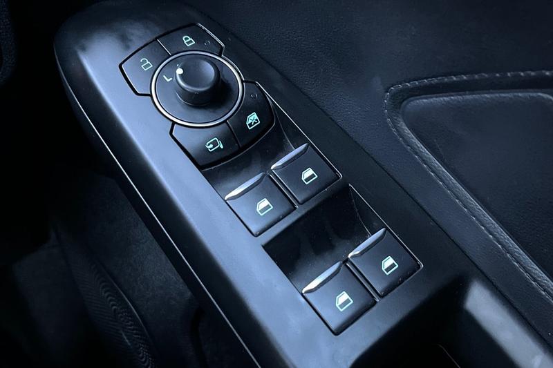 Used Ford Focus 2023 for sale - 76904504: Photo 16