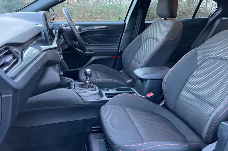 Used Ford Focus 2023 for sale - 76904504: Photo 19