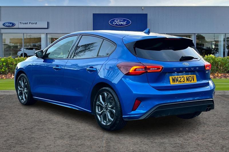 Used Ford Focus 2023 for sale - 76904504: Photo 2