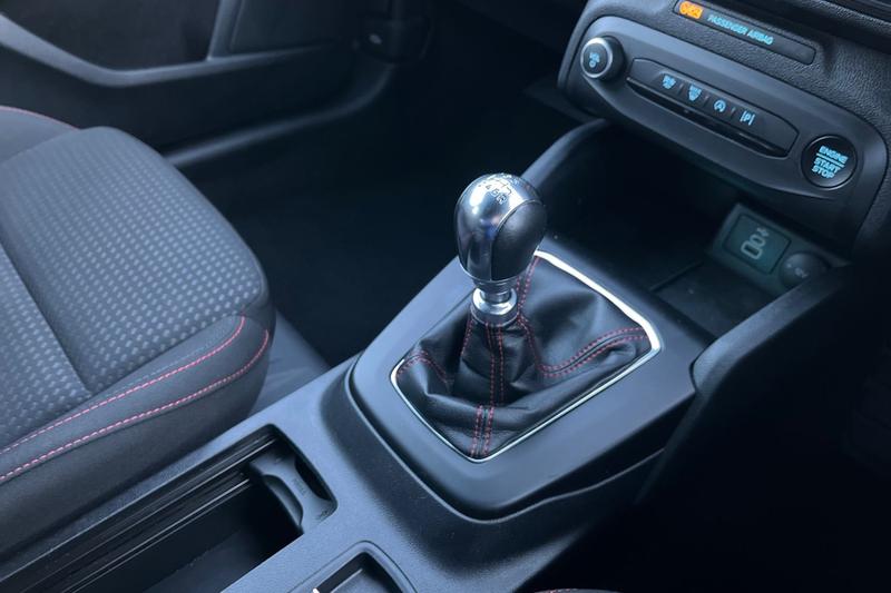 Used Ford Focus 2023 for sale - 76904504: Photo 31