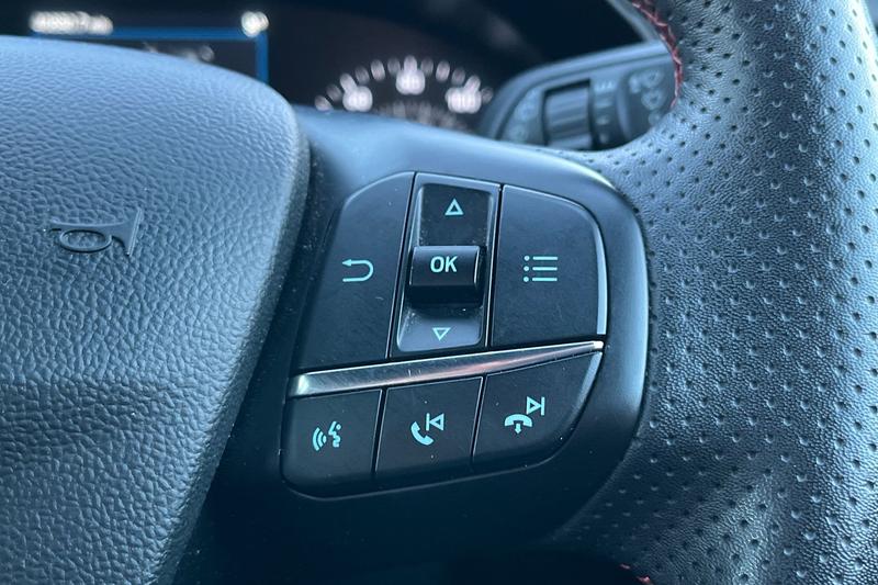 Used Ford Focus 2023 for sale - 76904504: Photo 33