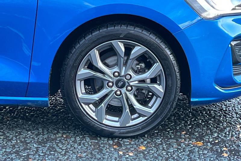 Used Ford Focus 2023 for sale - 76904504: Photo 8