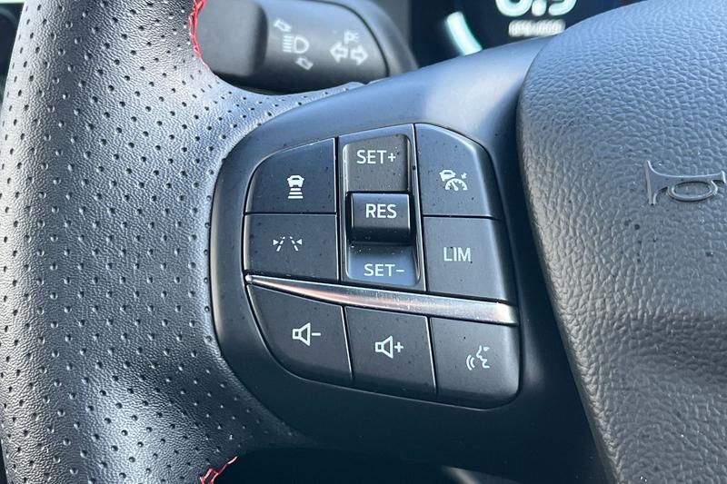 Used Ford Kuga 2025 for sale - 77570655: Photo 32