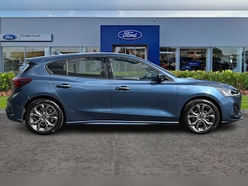 Used Ford Focus 2022 for sale - 75912818: Photo