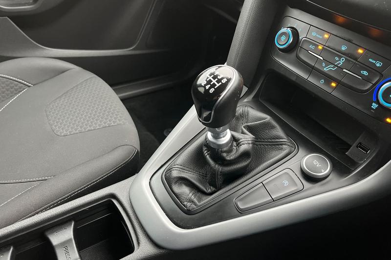 Used Ford Focus 2017 for sale - 76984748: Photo 30