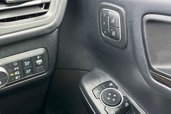 Used Ford Kuga 2023 for sale - 76322309: Photo 30