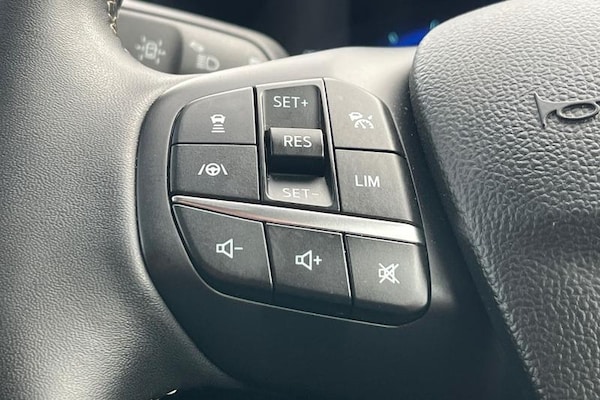 Used Ford Kuga 2023 for sale - 76322309: Photo 31