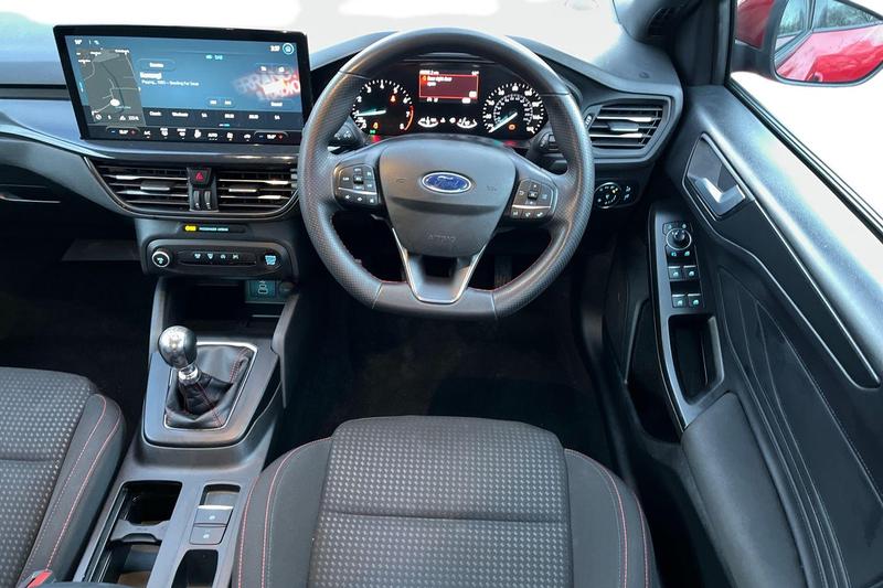 Used Ford Focus 2023 for sale - 76888026: Photo 11