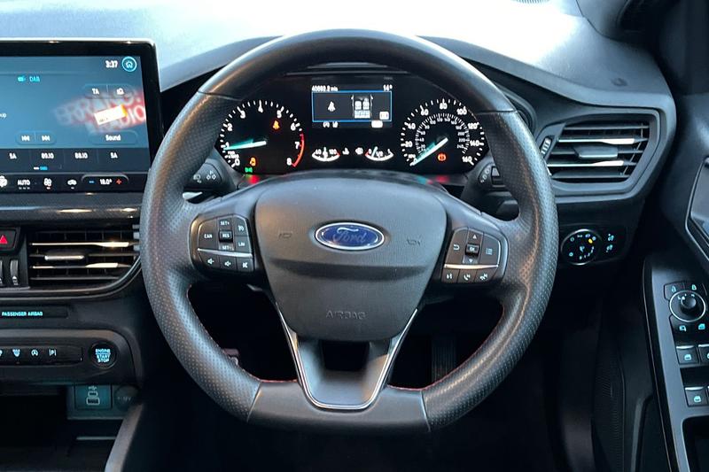 Used Ford Focus 2023 for sale - 76888026: Photo 12