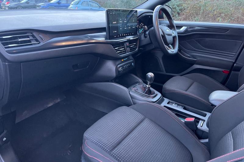 Used Ford Focus 2023 for sale - 76888026: Photo 18