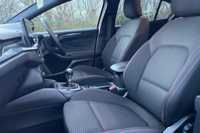 Used Ford Focus 2023 for sale - 76888026: Photo 19