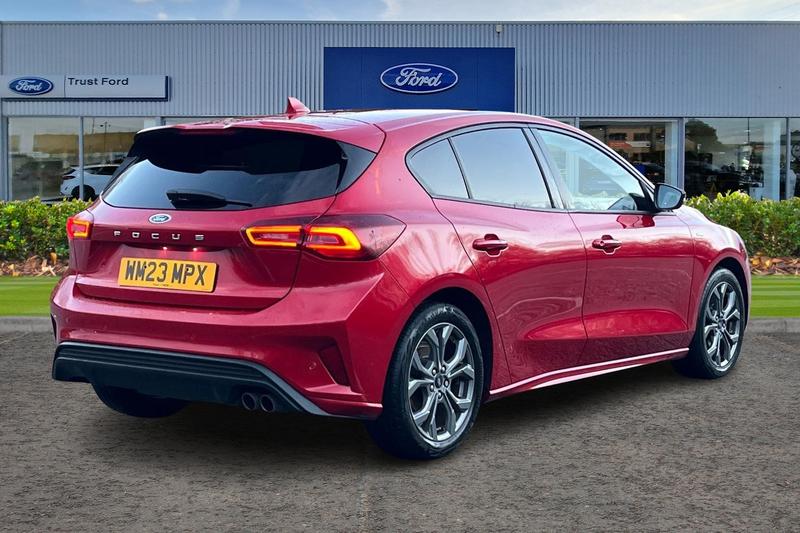 Used Ford Focus 2023 for sale - 76888026: Photo 4