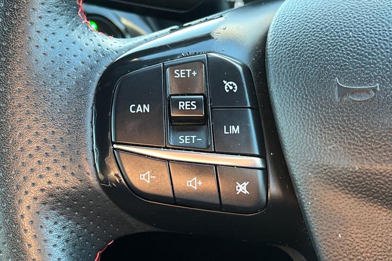 Used Ford Fiesta 2020 for sale - 77245220: Photo 32