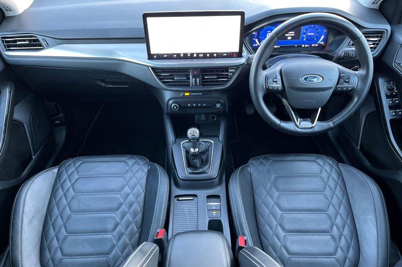 Used Ford Focus 2023 for sale - 76882743: Photo 10