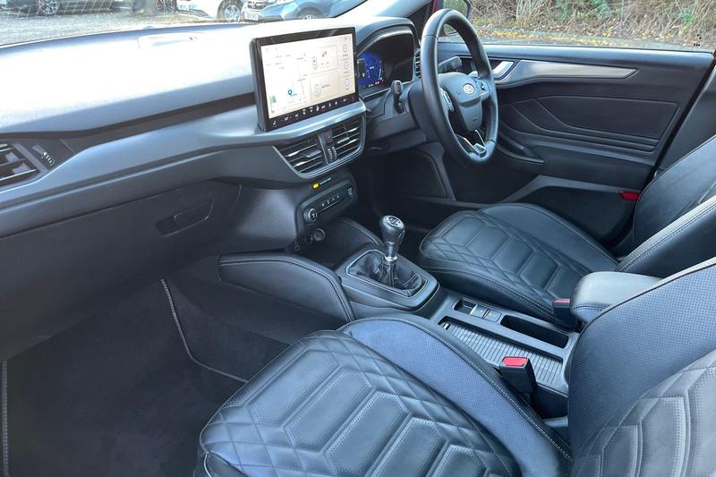 Used Ford Focus 2023 for sale - 76882743: Photo 18