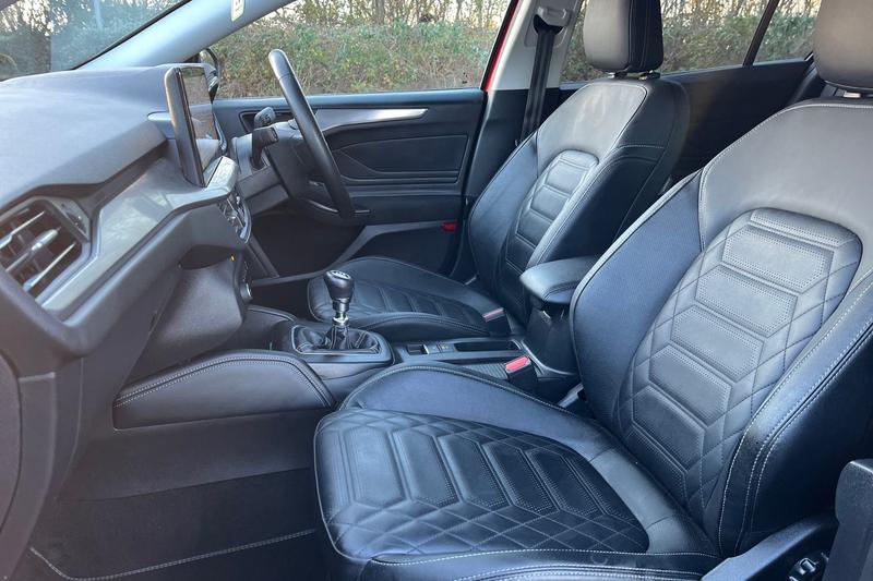 Used Ford Focus 2023 for sale - 76882743: Photo 19