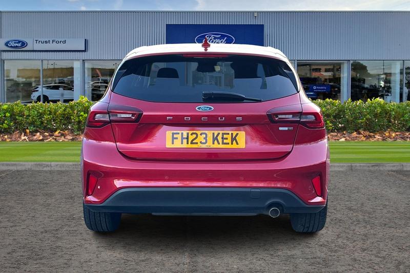 Used Ford Focus 2023 for sale - 76882743: Photo 7