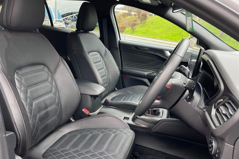 Used Ford Focus 2023 for sale - 78028723: Photo 17