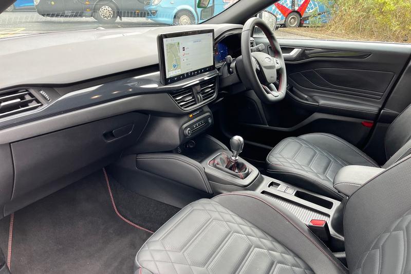 Used Ford Focus 2023 for sale - 78028723: Photo 18