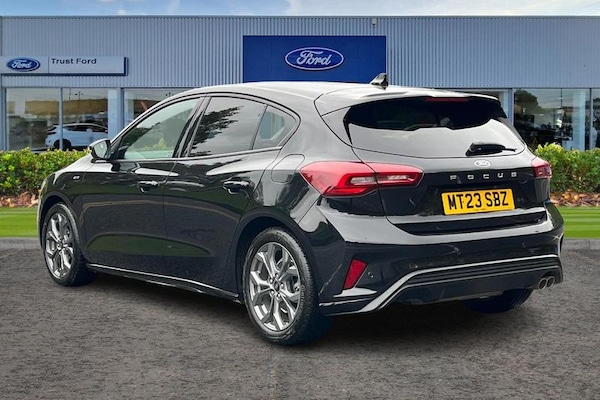 Used Ford Focus 2023 for sale - 76131450: Photo 2