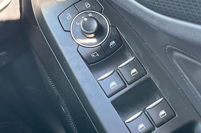 Used Ford Focus for sale - 78109388: Photo 16