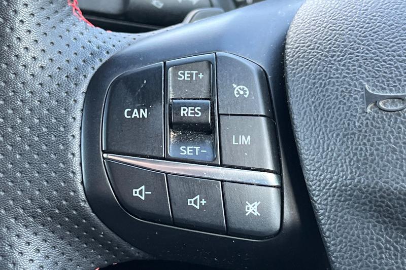 Used Ford Focus for sale - 78109388: Photo 32