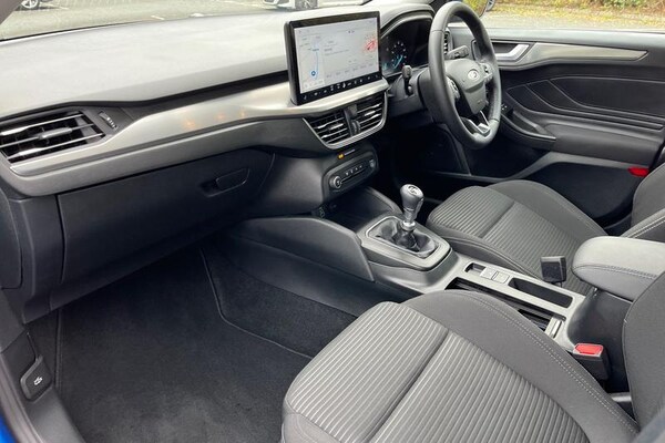 Used Ford Focus 2023 for sale - 76202235: Photo 18