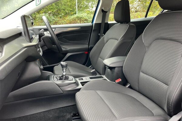 Used Ford Focus 2023 for sale - 76202235: Photo 19