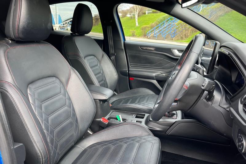 Used Ford Focus 2023 for sale - 78028725: Photo 17