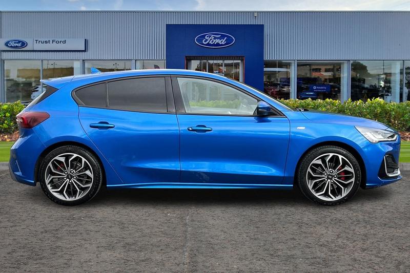 Used Ford Focus 2023 for sale - 78028725: Photo 3