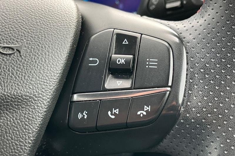 Used Ford Focus 2023 for sale - 78028725: Photo 33